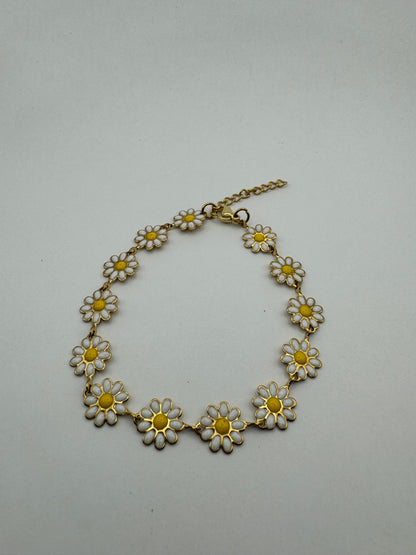 Daisy bracelets